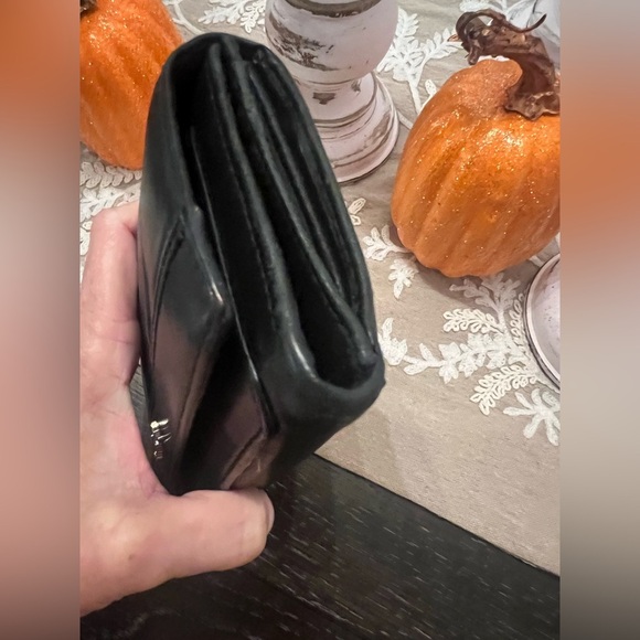 Coach Soho Black Leather Wallet - Picture 9 of 11